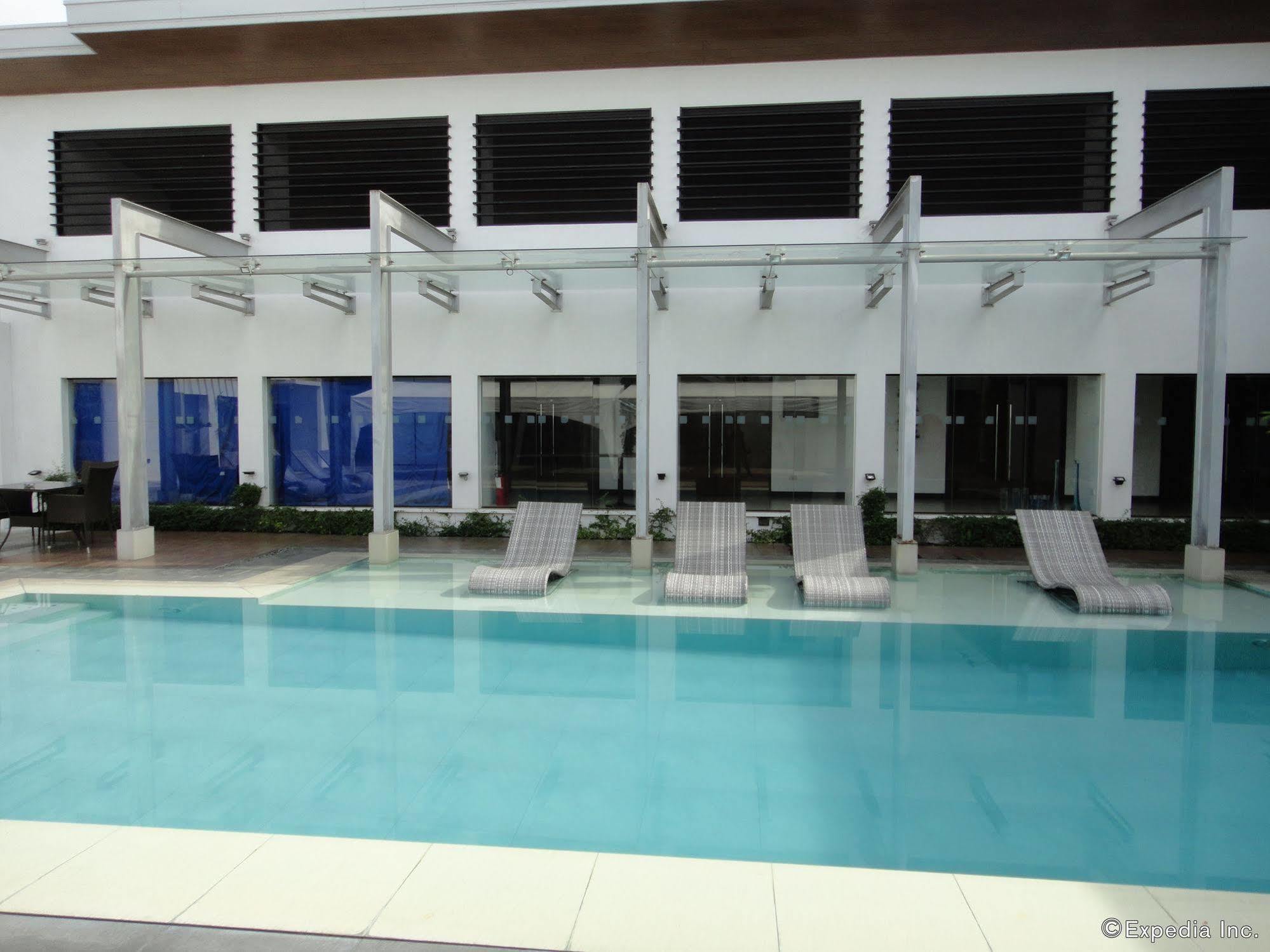 Century Hotel Angeles Buitenkant foto