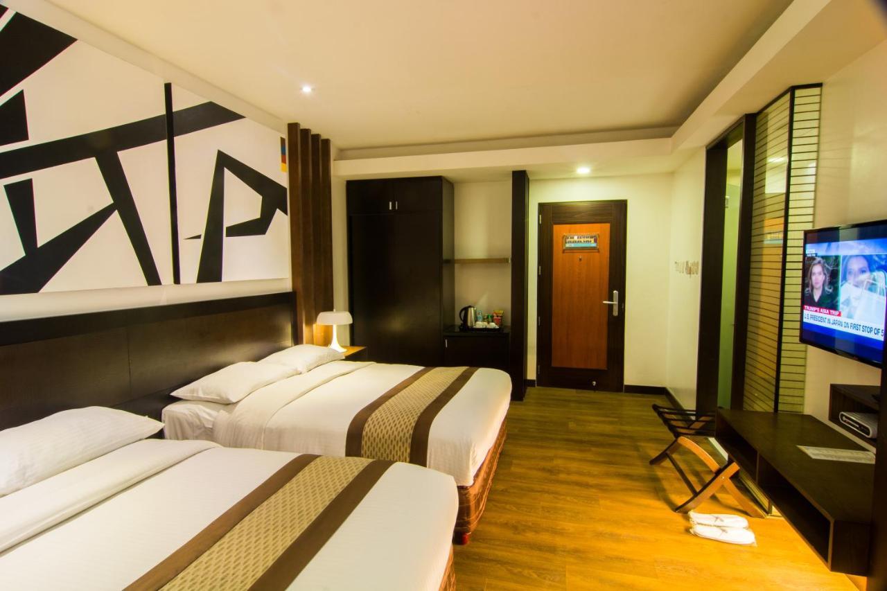 Century Hotel Angeles Buitenkant foto